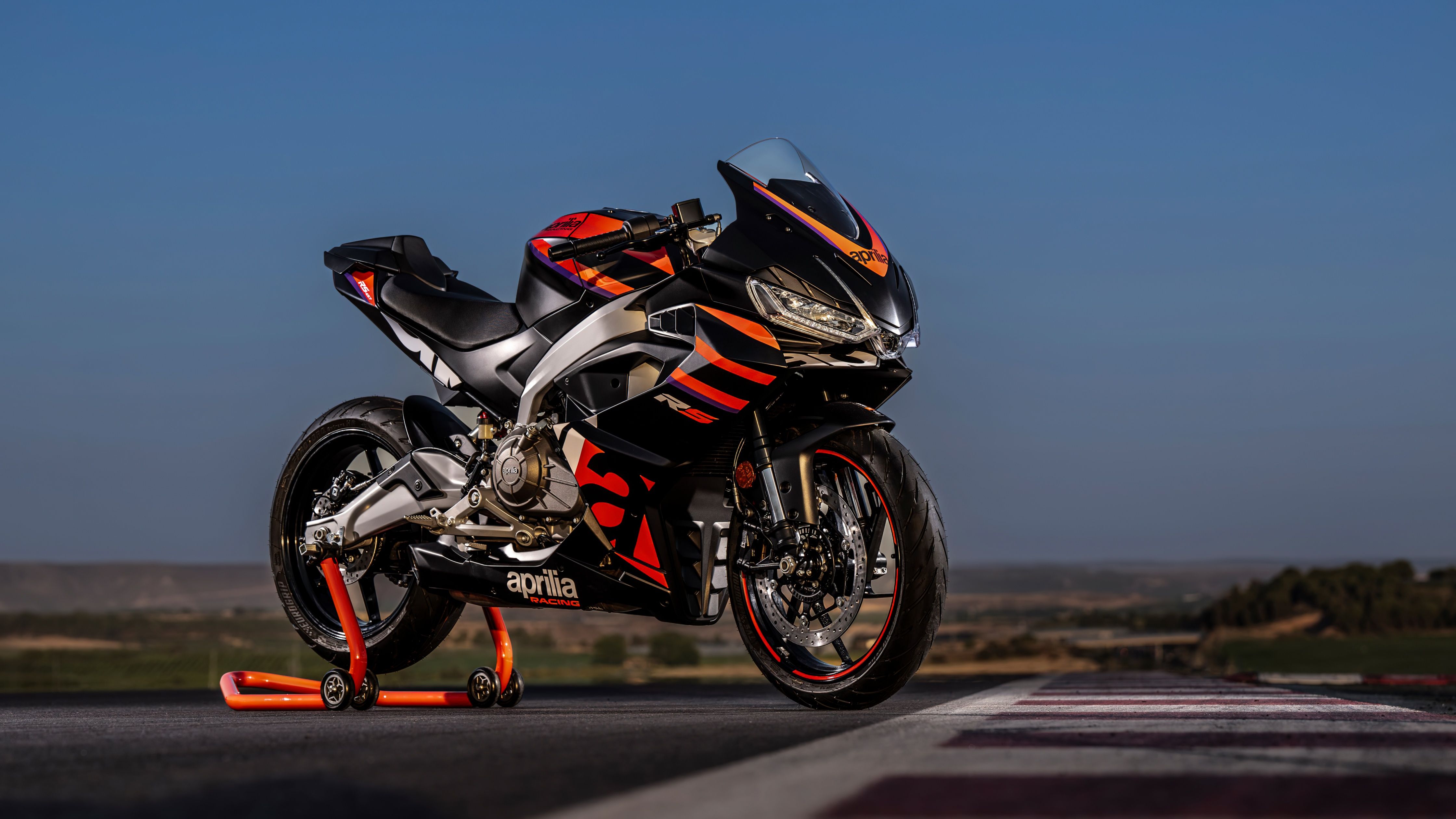 Aprilia RS 457 side view