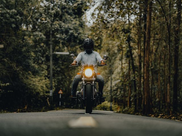 Smooth and steady motorcycle riding for better fuel efficiency