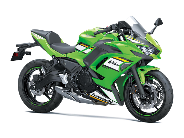Kawasaki Ninja 650 Metallic Black side view
