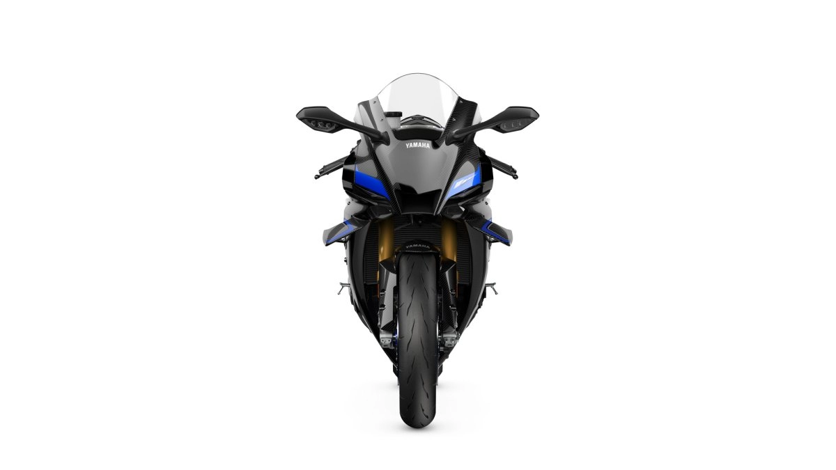 Yamaha YZF-R1 in aggressive lean angle